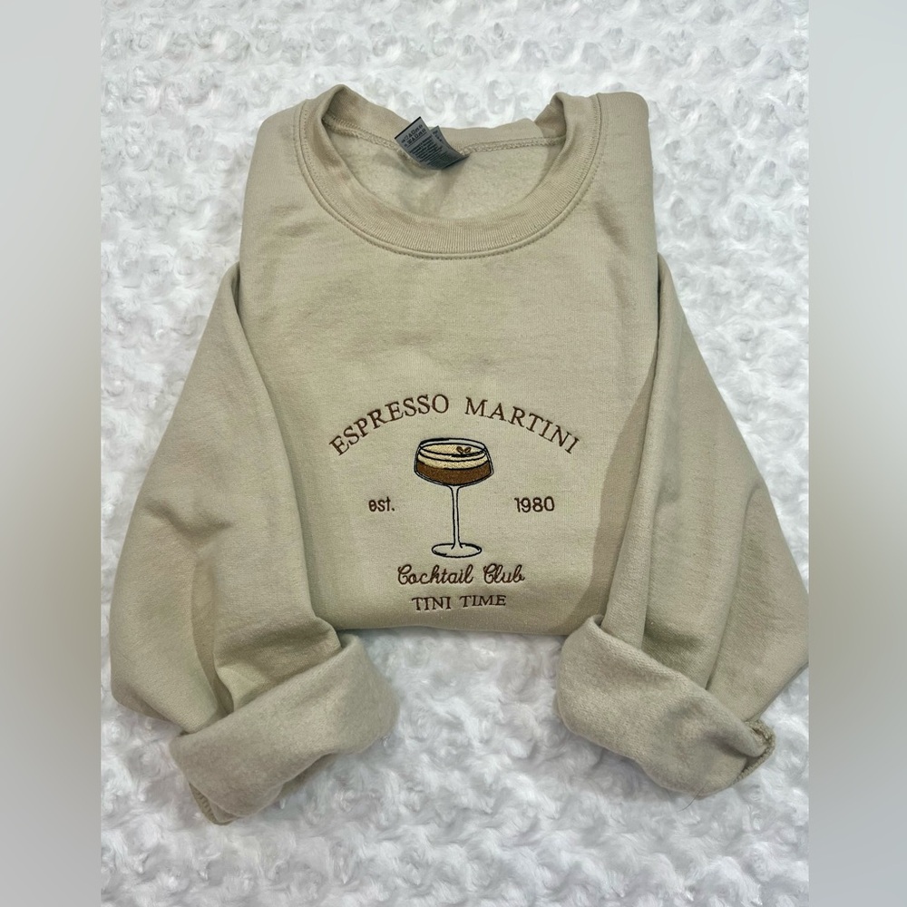 Espresso martini sweatshirt, embroidered.